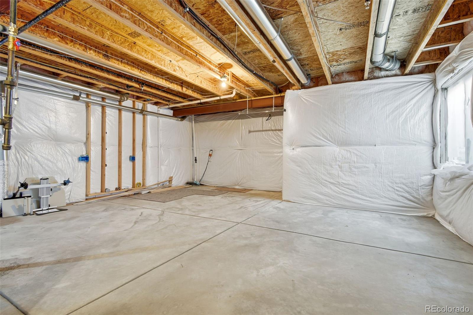 MLS Image #13 for 14300  waterside lane,broomfield, Colorado