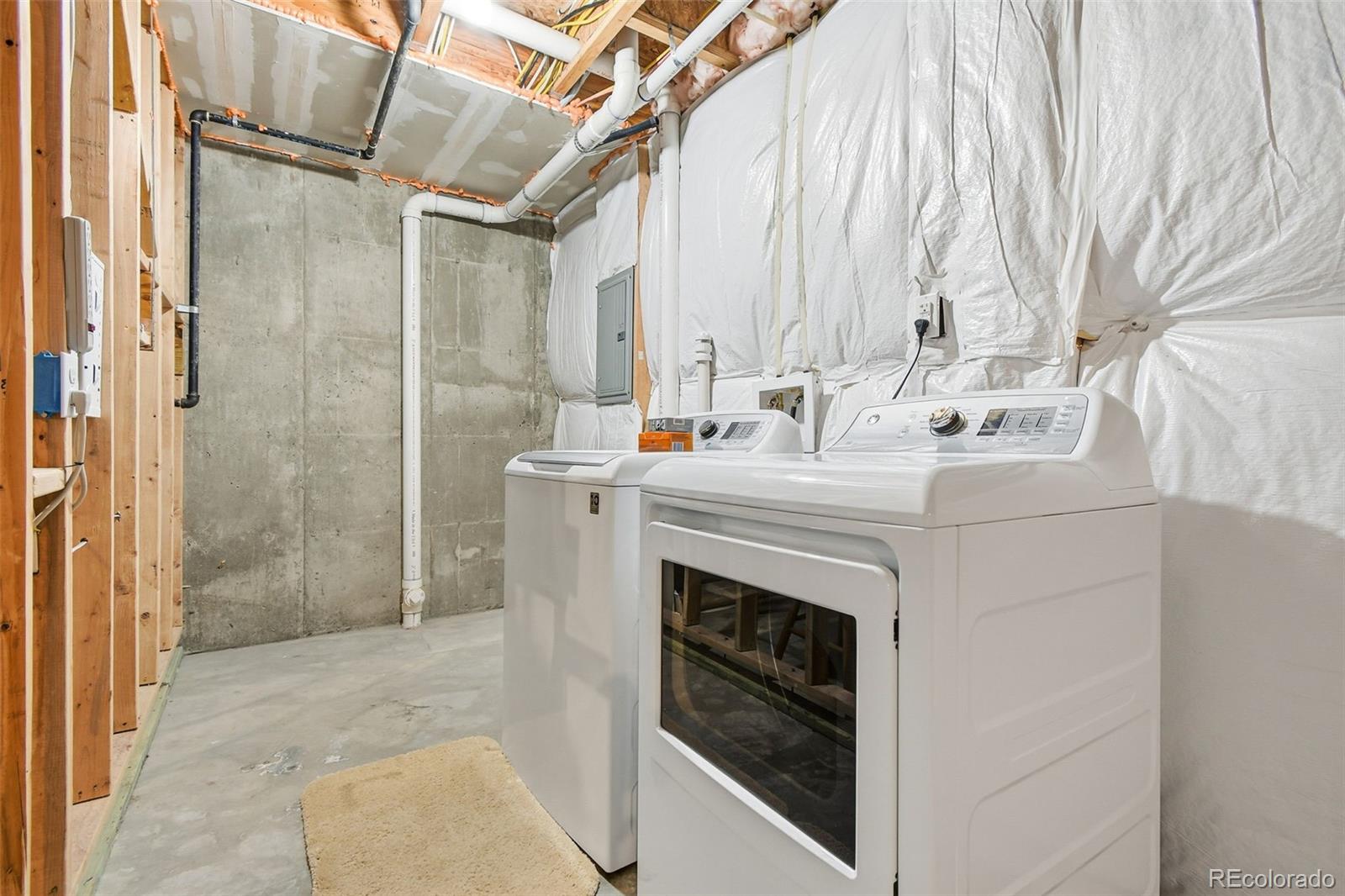 MLS Image #14 for 14300  waterside lane,broomfield, Colorado