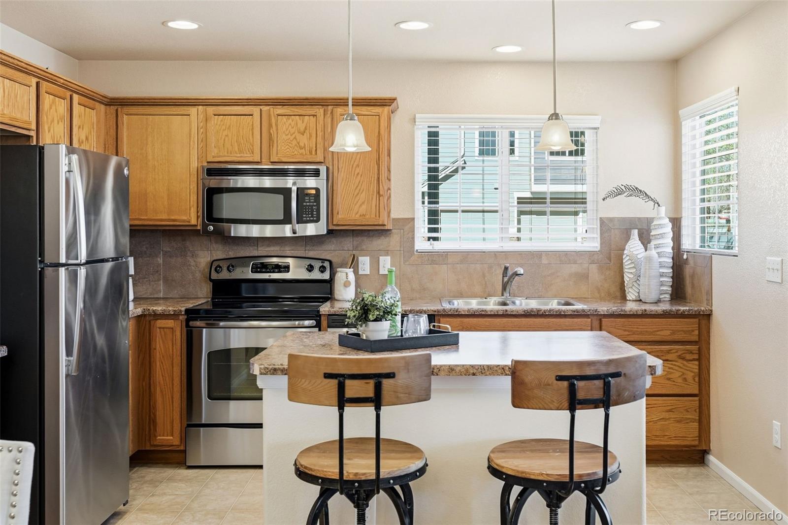 MLS Image #4 for 14300  waterside lane,broomfield, Colorado