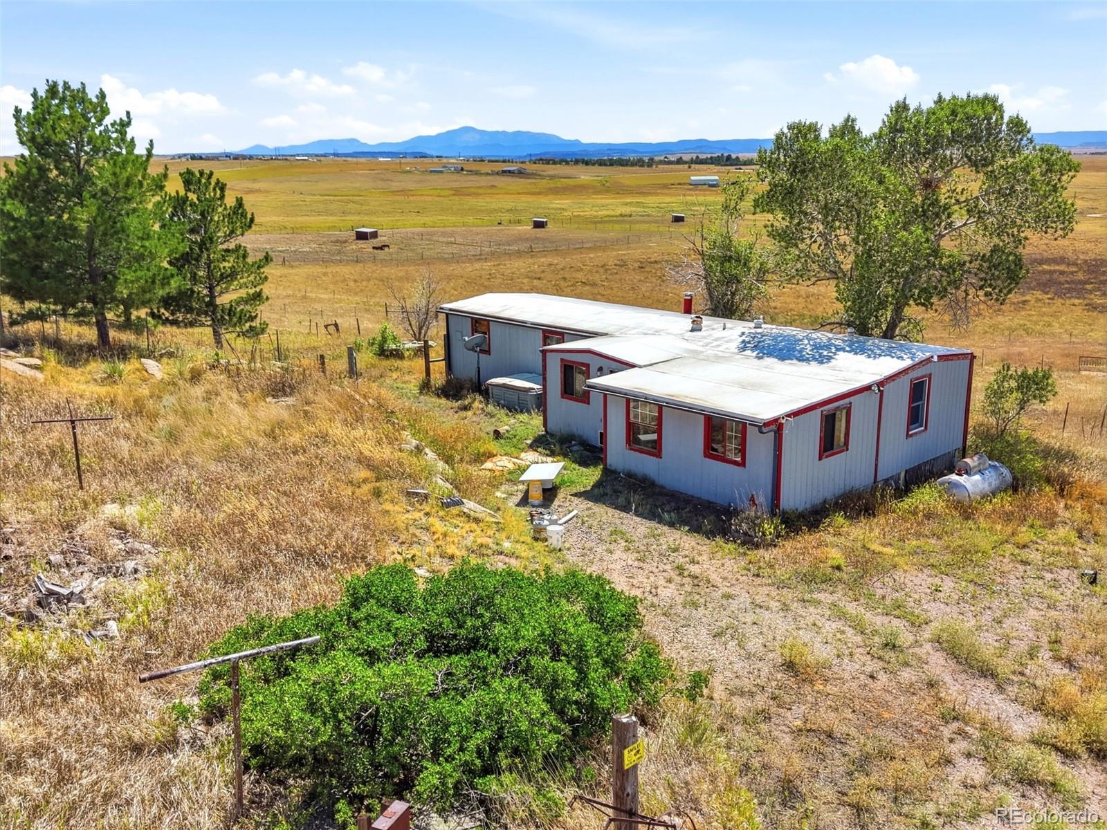 MLS Image #12 for 911  private road 112 ,elizabeth, Colorado