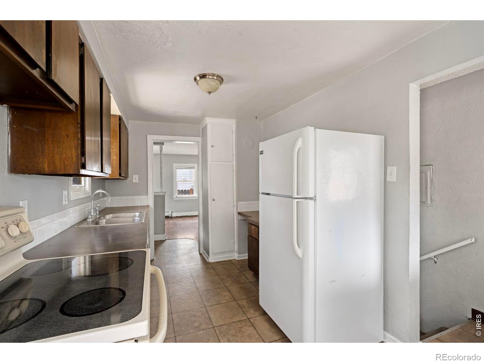 MLS Image #9 for 2208  9th avenue,greeley, Colorado