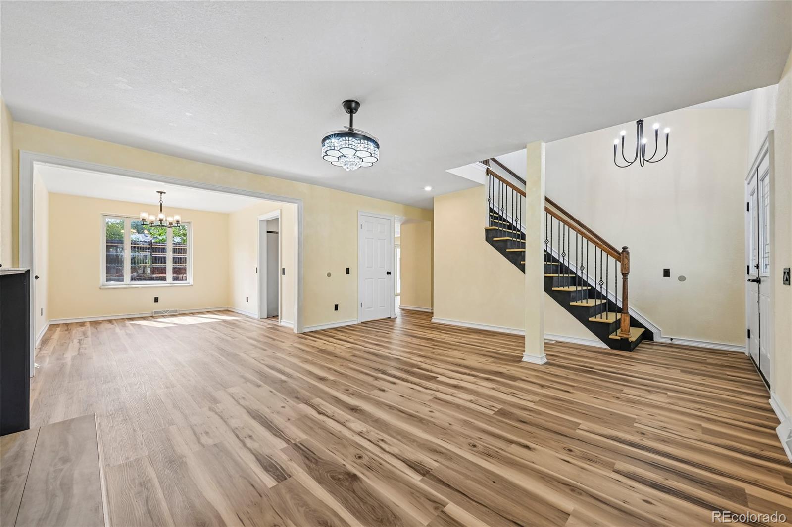 MLS Image #10 for 3145 s akron street,denver, Colorado