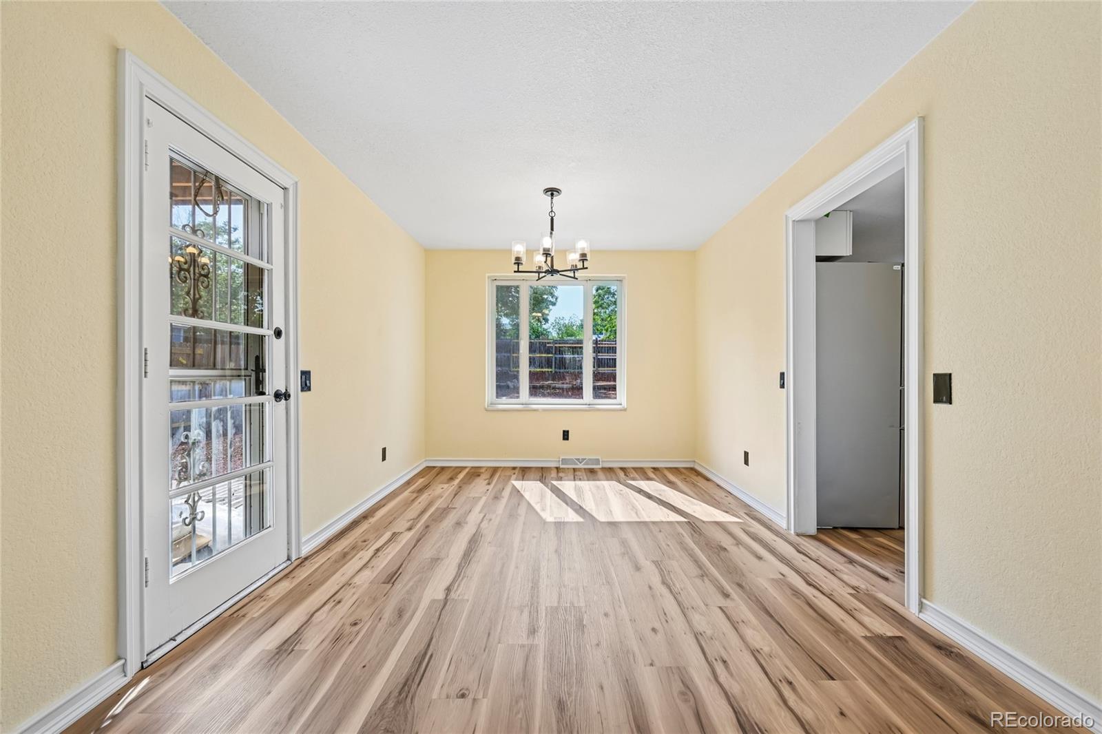 MLS Image #14 for 3145 s akron street,denver, Colorado