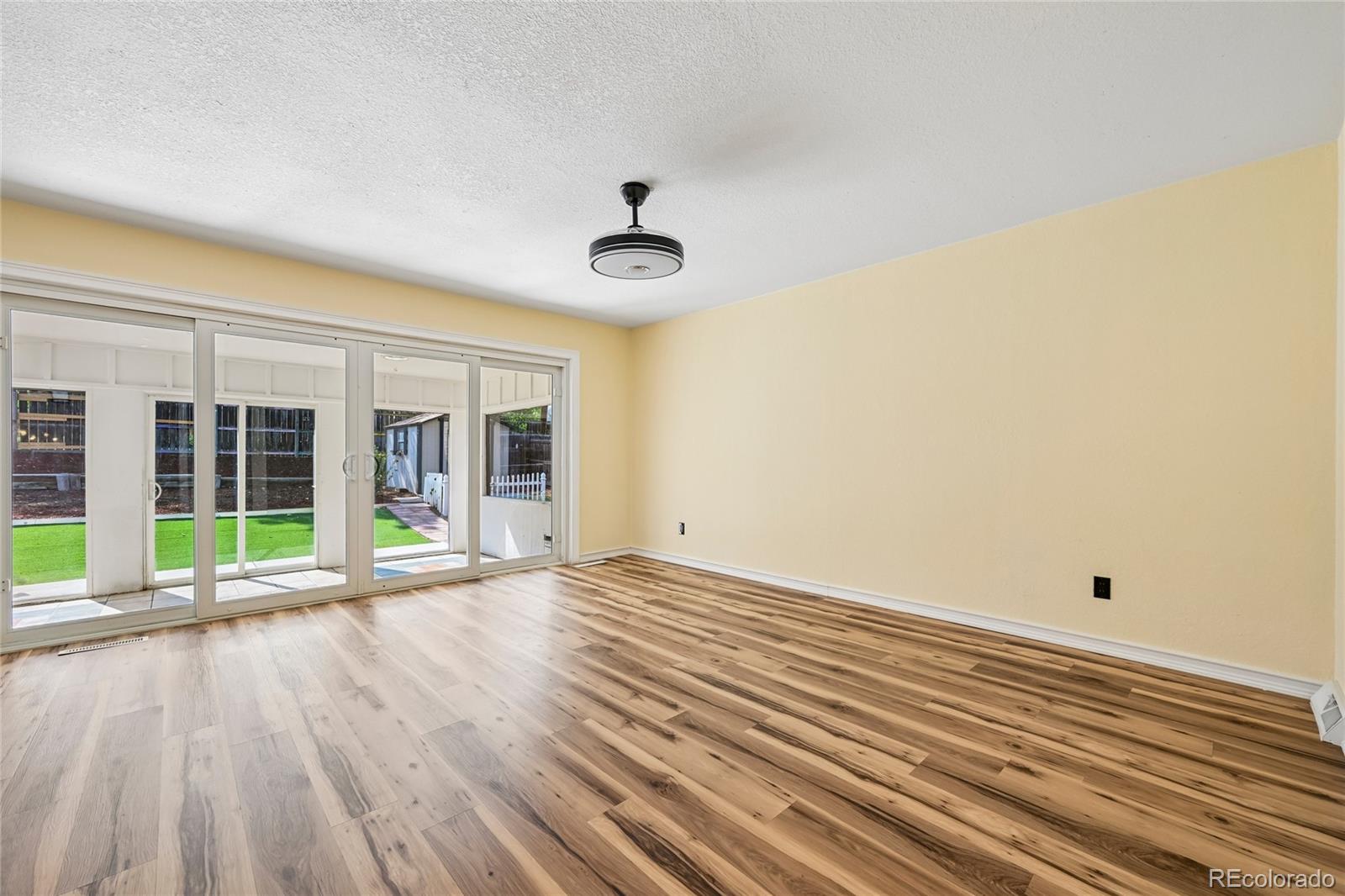 MLS Image #15 for 3145 s akron street,denver, Colorado