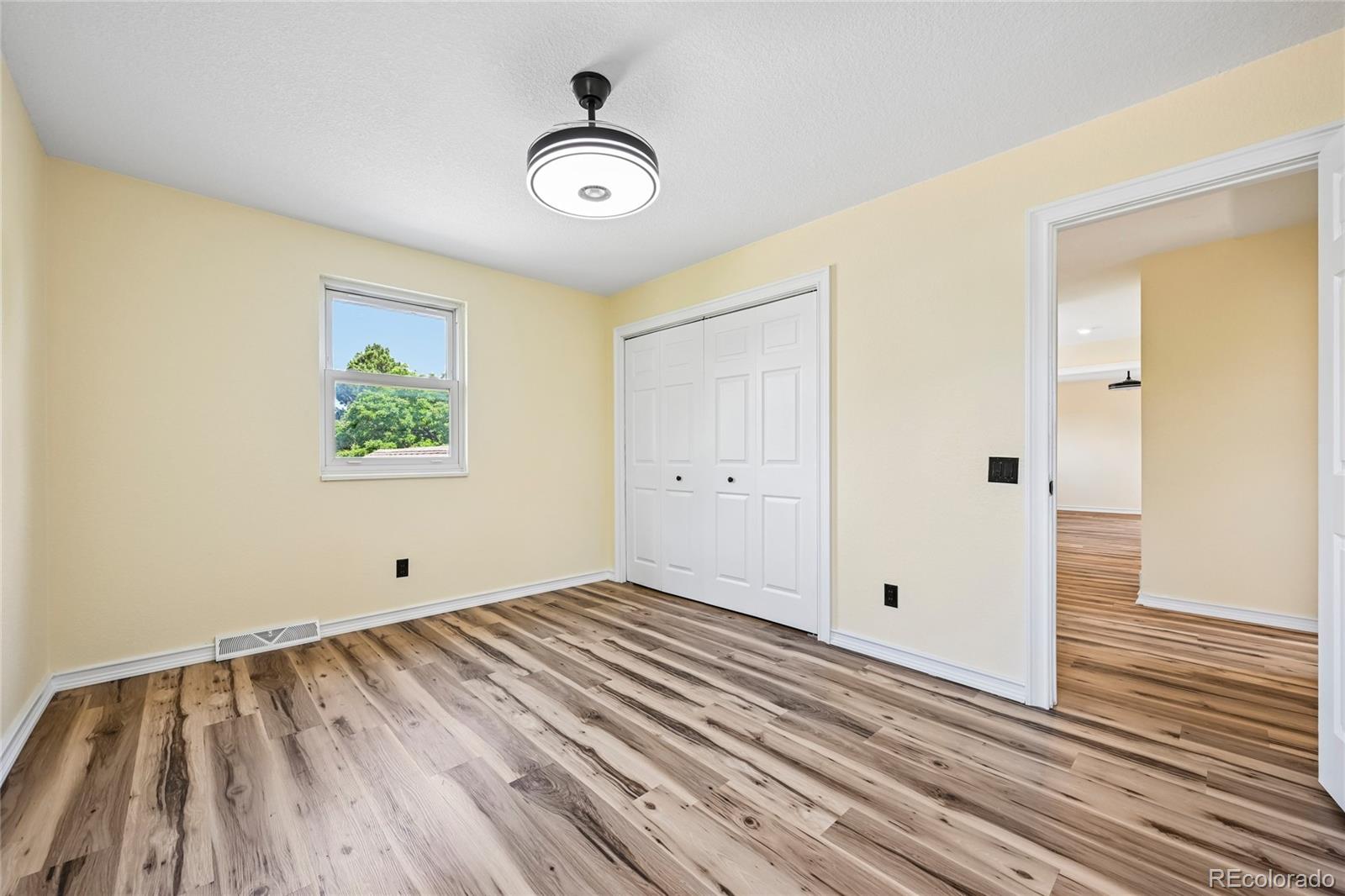 MLS Image #23 for 3145 s akron street,denver, Colorado