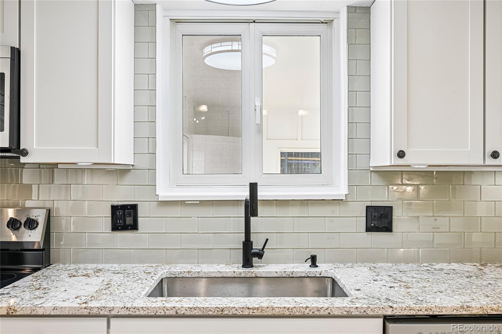 MLS Image #4 for 3145 s akron street,denver, Colorado
