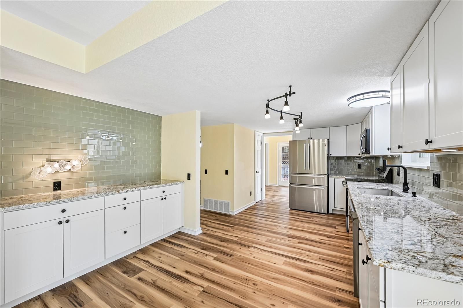 MLS Image #5 for 3145 s akron street,denver, Colorado