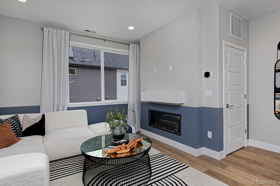 MLS Image #4 for 3141 w bates avenue,denver, Colorado