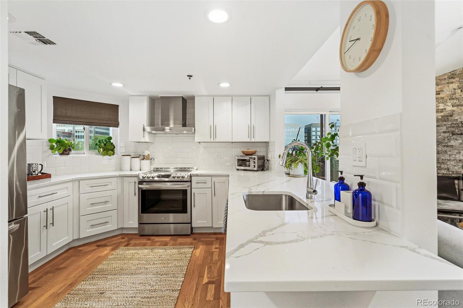 MLS Image #13 for 350  detroit street,denver, Colorado