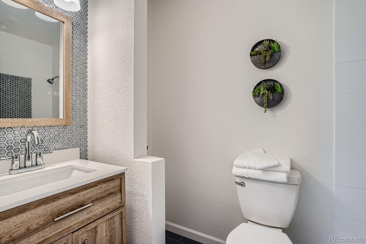MLS Image #15 for 6800 e tennessee avenue,denver, Colorado