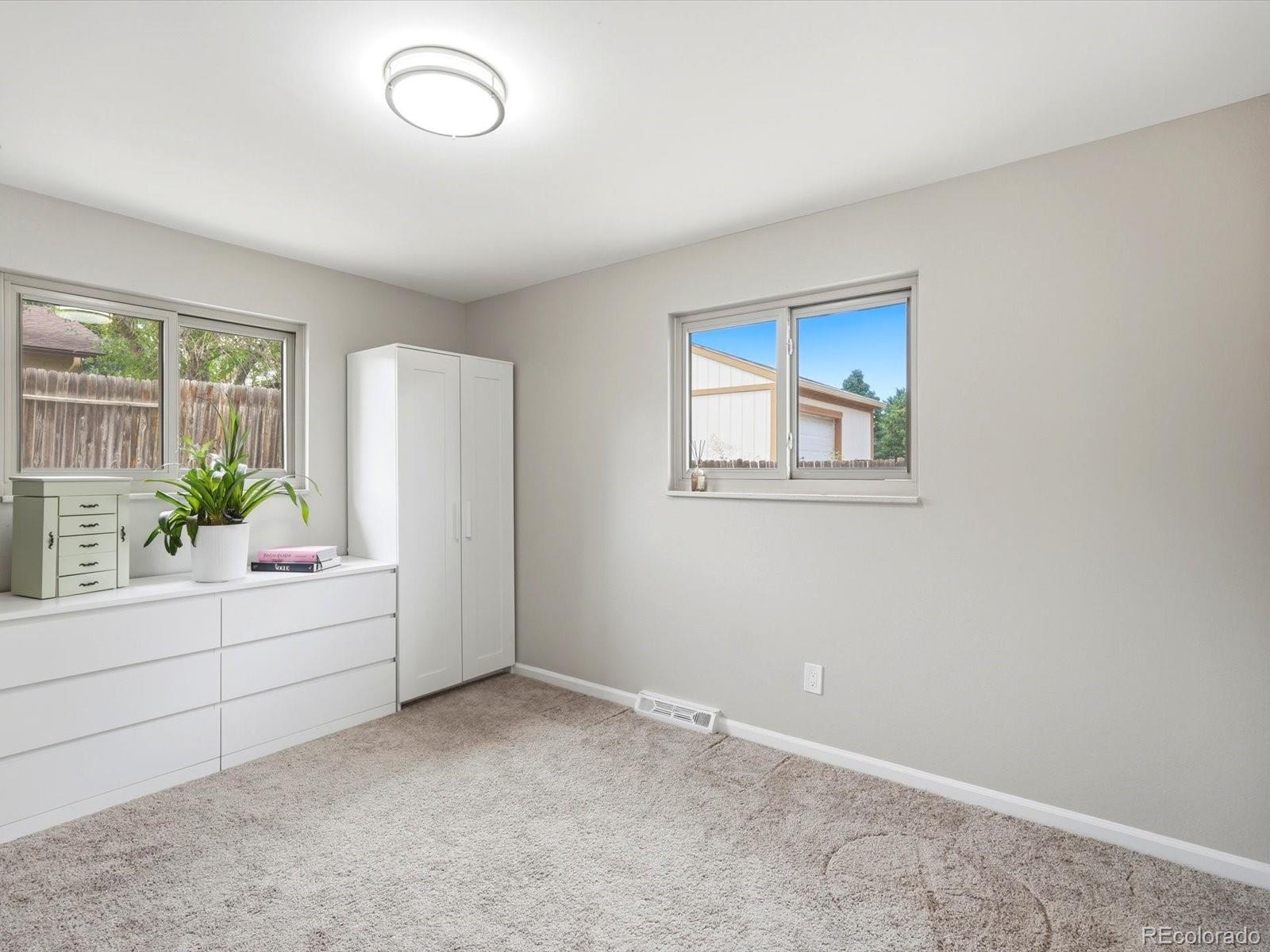 MLS Image #22 for 13782  omega circle,lone tree, Colorado