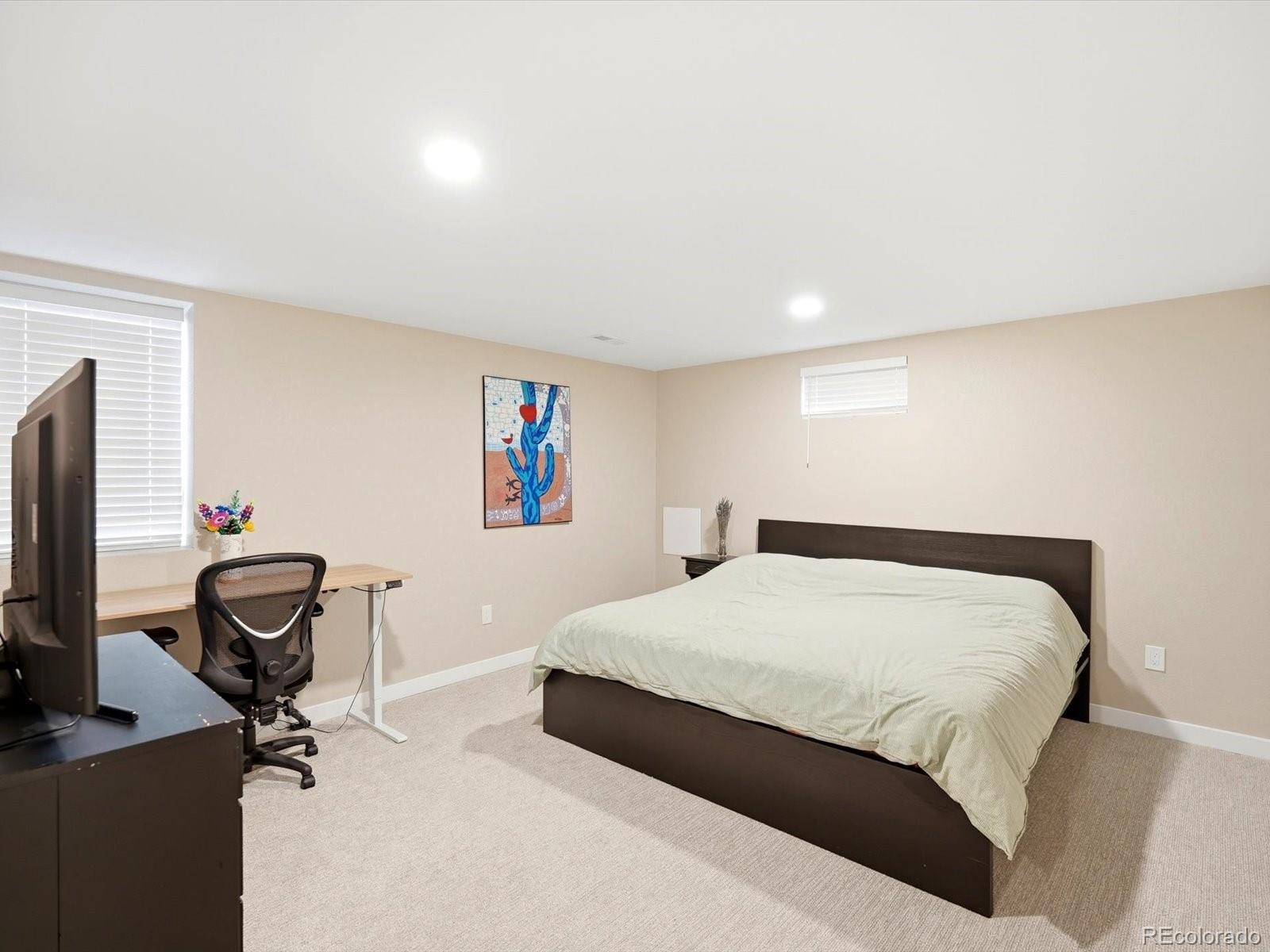 MLS Image #28 for 13782  omega circle,lone tree, Colorado