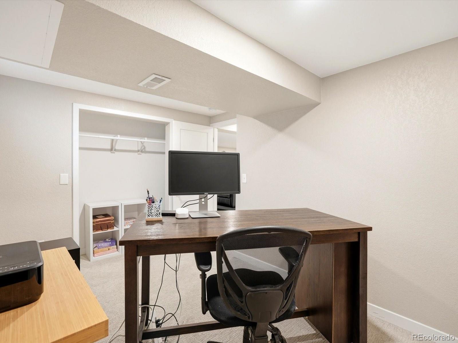MLS Image #33 for 13782  omega circle,lone tree, Colorado
