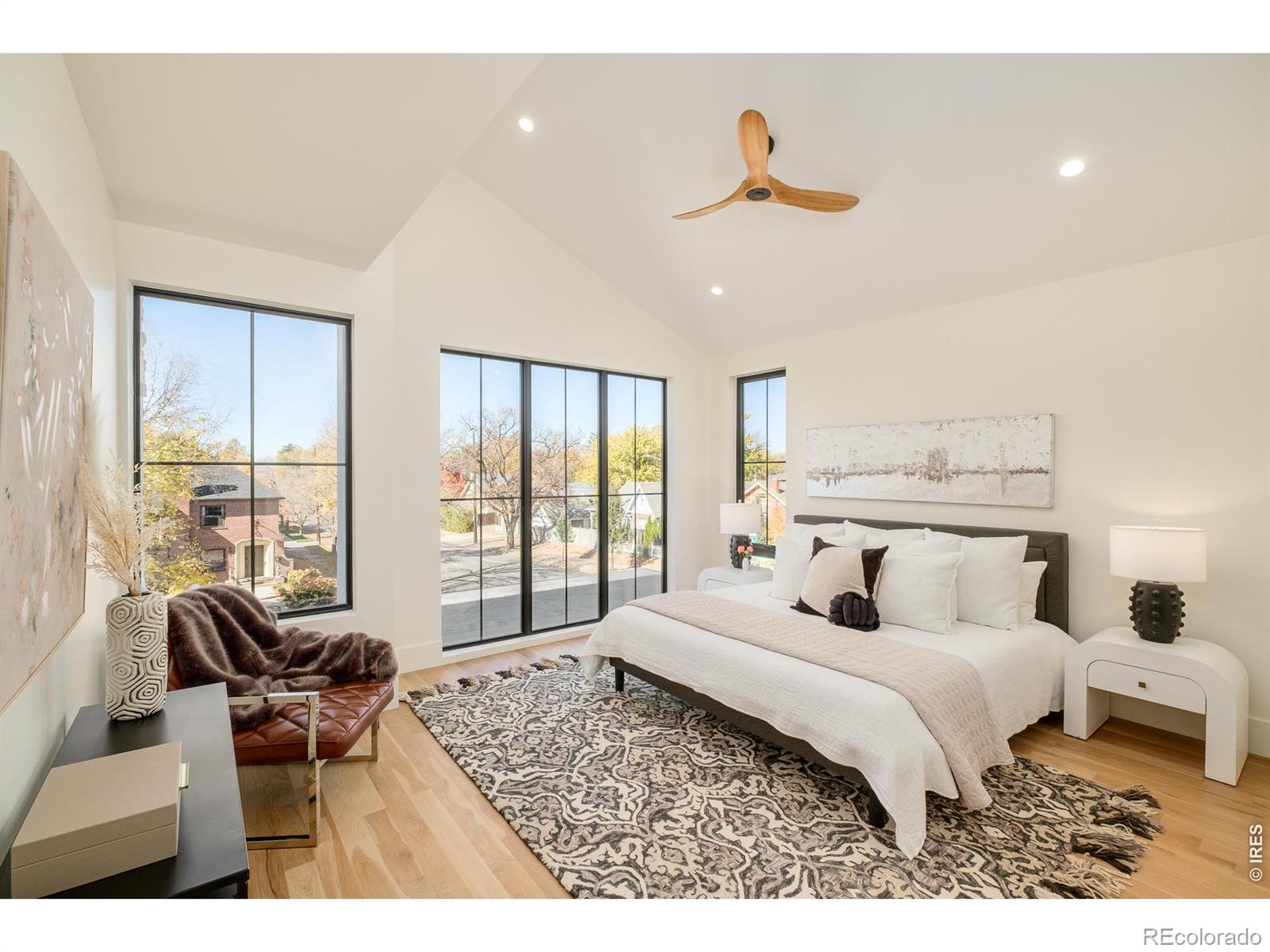 MLS Image #15 for 570  cook street,denver, Colorado