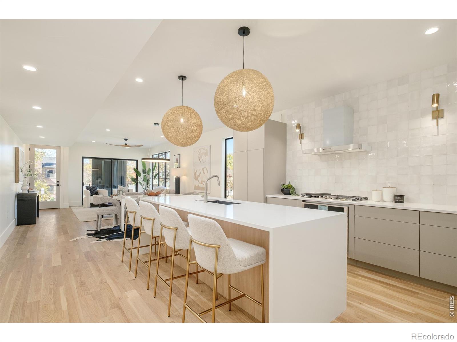 MLS Image #2 for 570  cook street,denver, Colorado