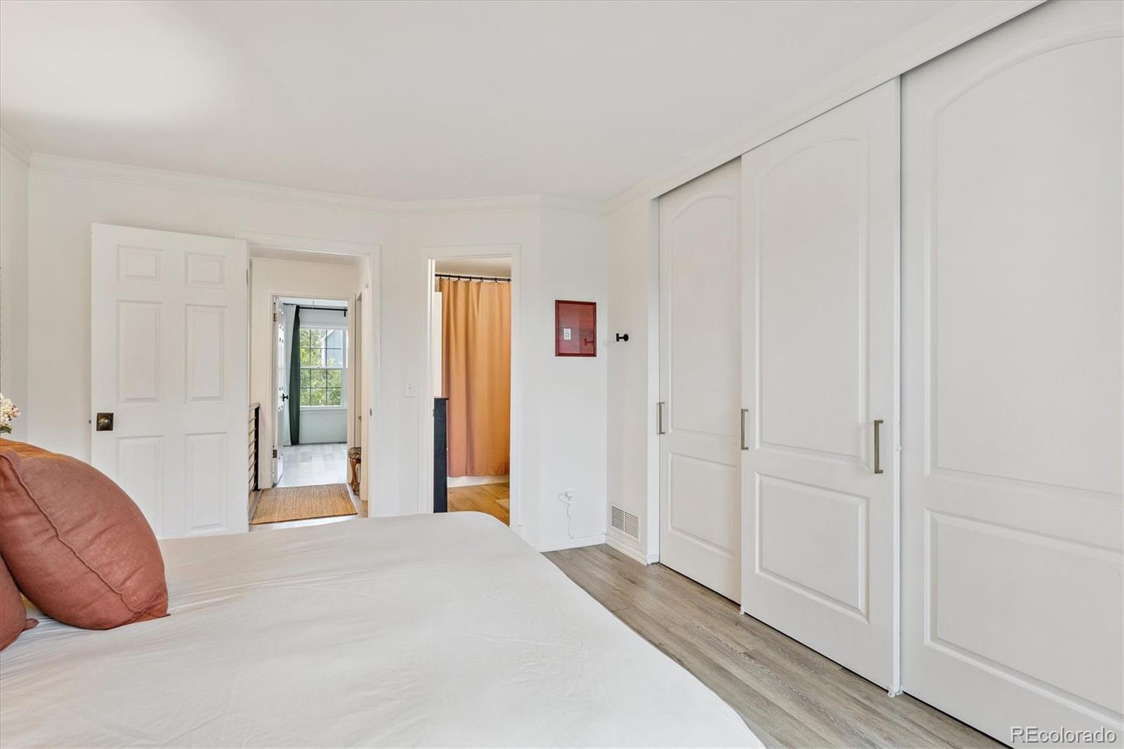 MLS Image #13 for 1699 s trenton street,denver, Colorado