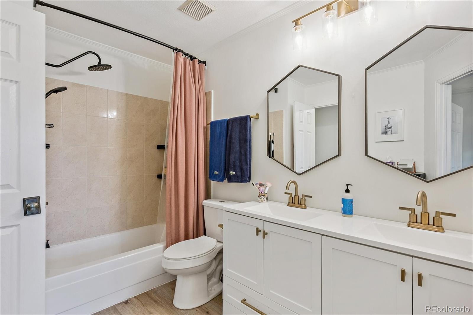 MLS Image #14 for 1699 s trenton street,denver, Colorado