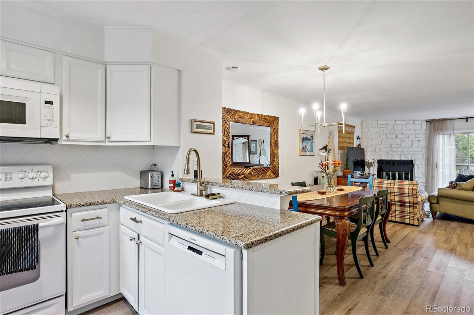 MLS Image #8 for 1699 s trenton street,denver, Colorado
