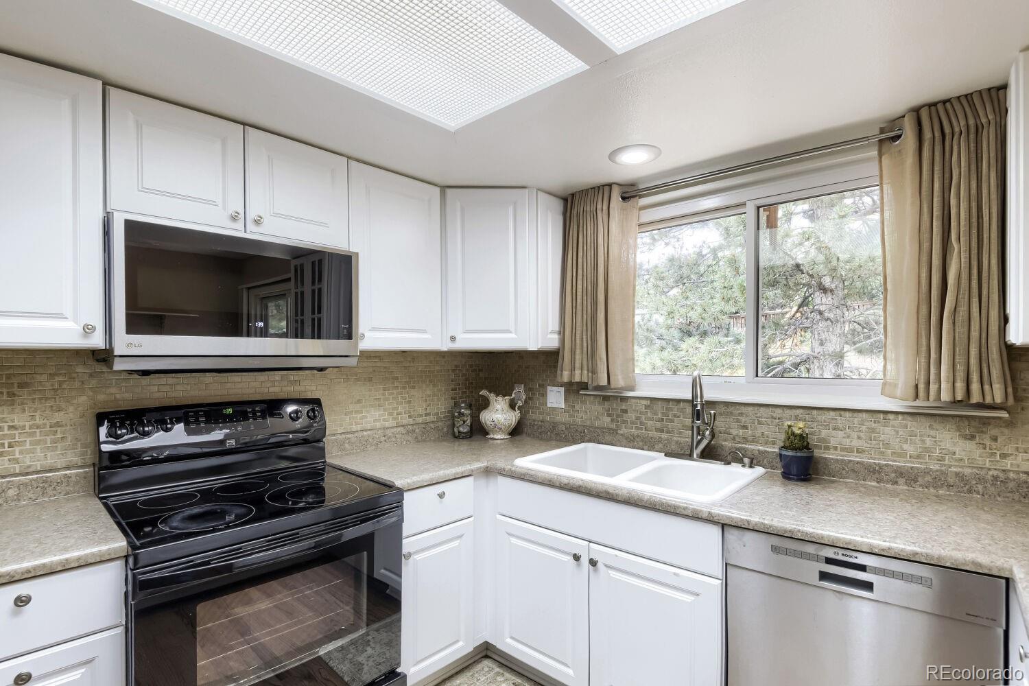 MLS Image #9 for 9062  woodland drive,littleton, Colorado