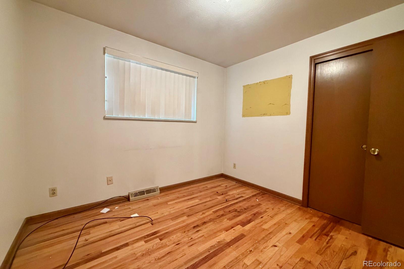 MLS Image #11 for 1114 s oakland street,aurora, Colorado