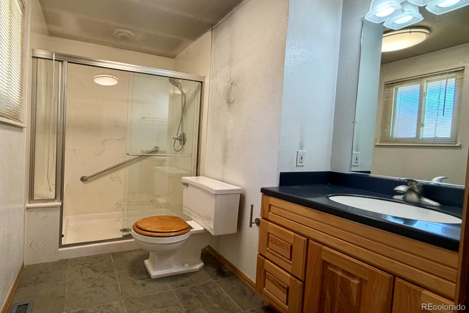 MLS Image #14 for 1114 s oakland street,aurora, Colorado