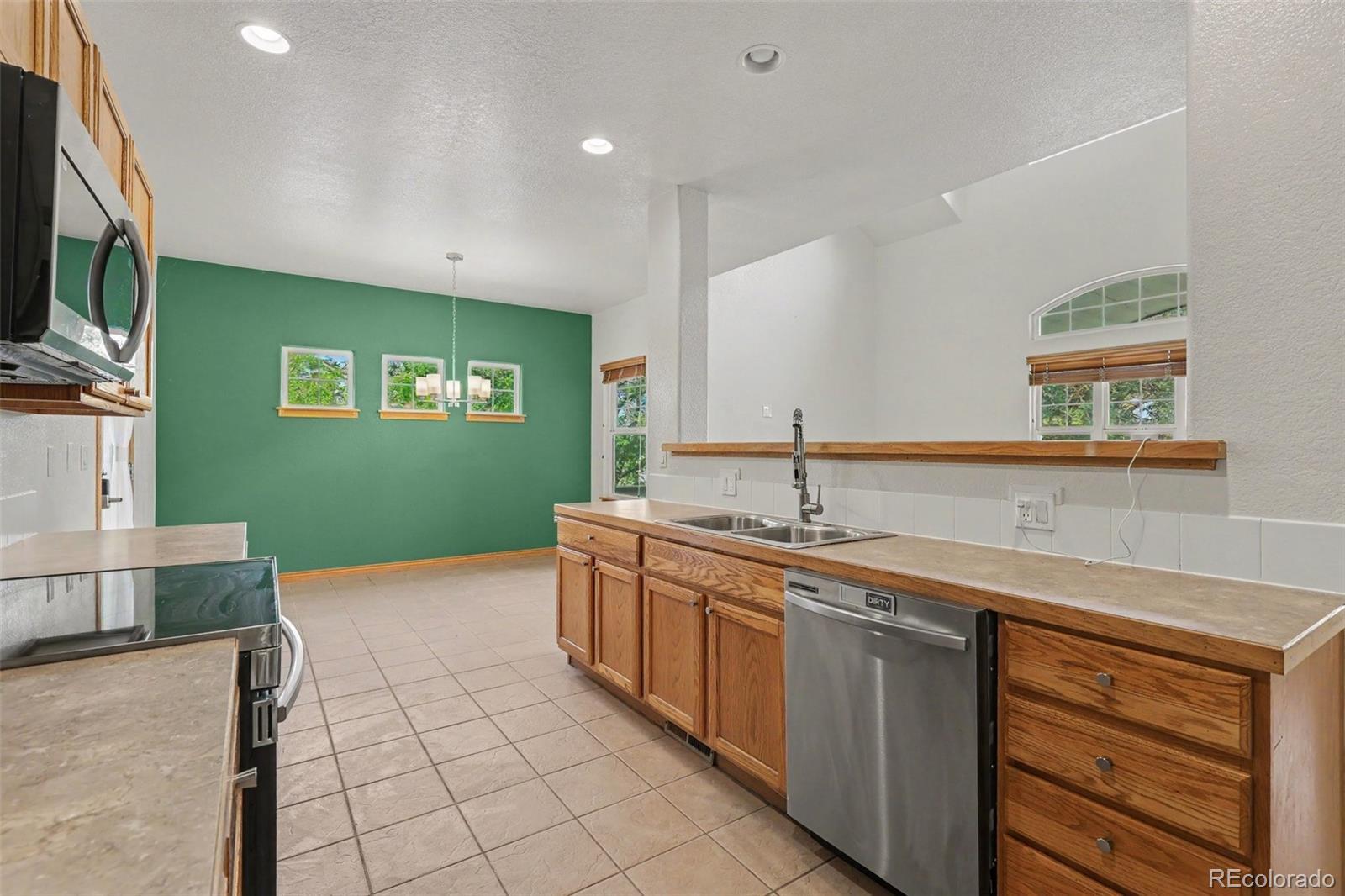 MLS Image #10 for 489  longspur drive,brighton, Colorado