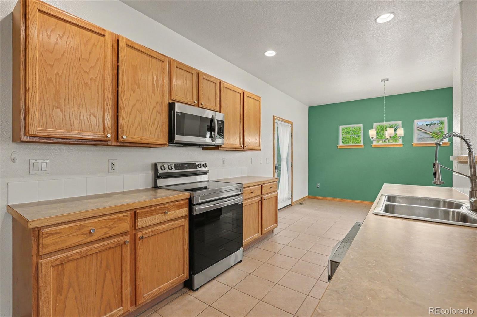 MLS Image #11 for 489  longspur drive,brighton, Colorado
