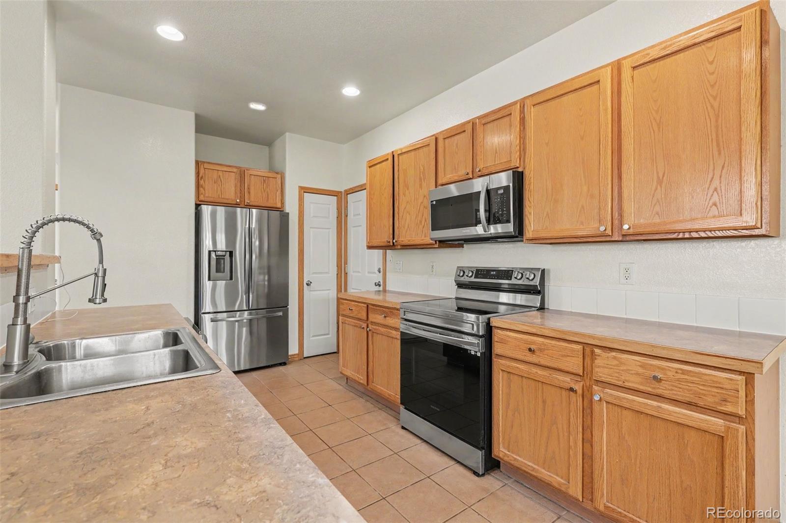 MLS Image #13 for 489  longspur drive,brighton, Colorado