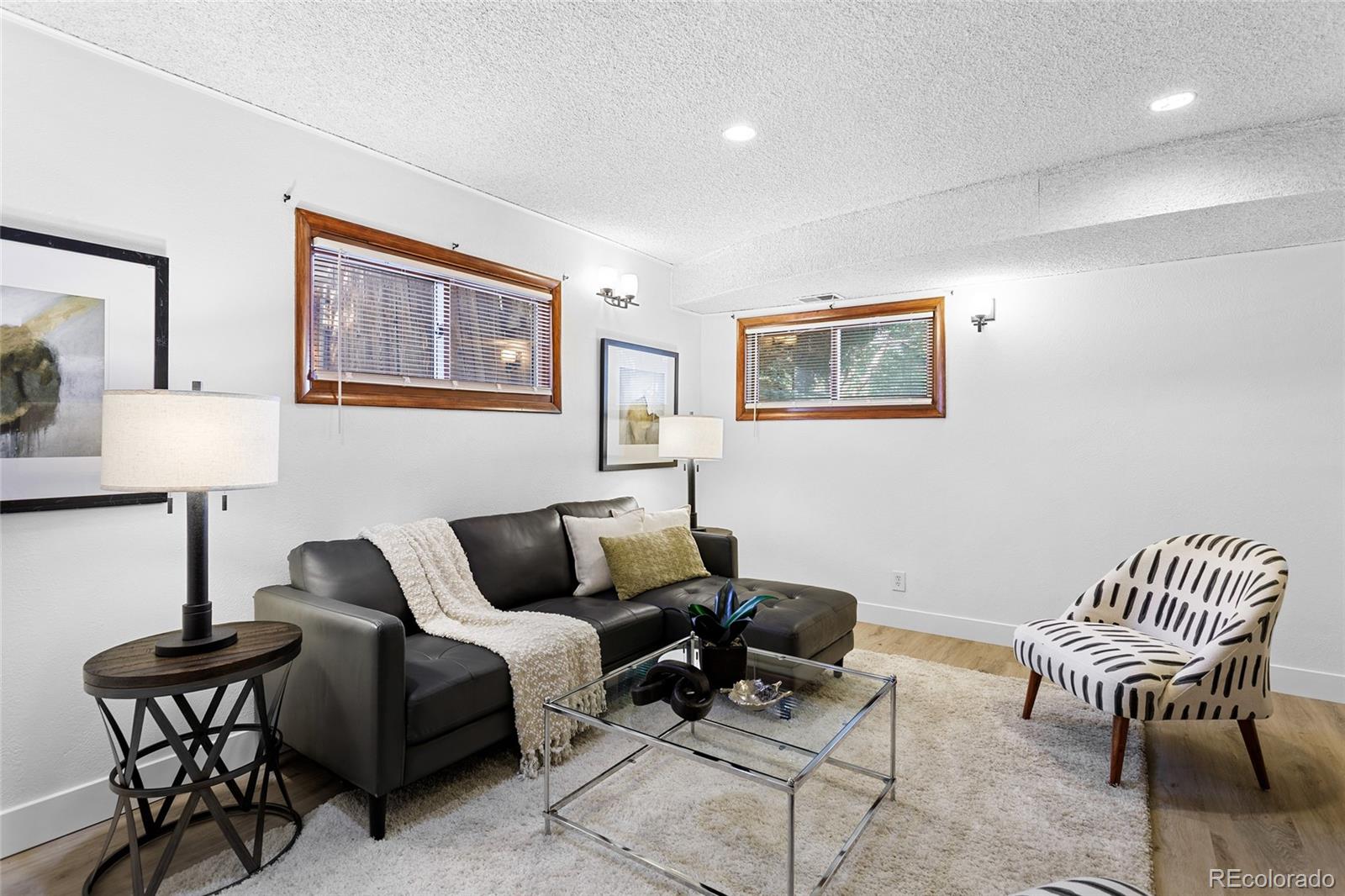 MLS Image #13 for 3412 s elm street,denver, Colorado