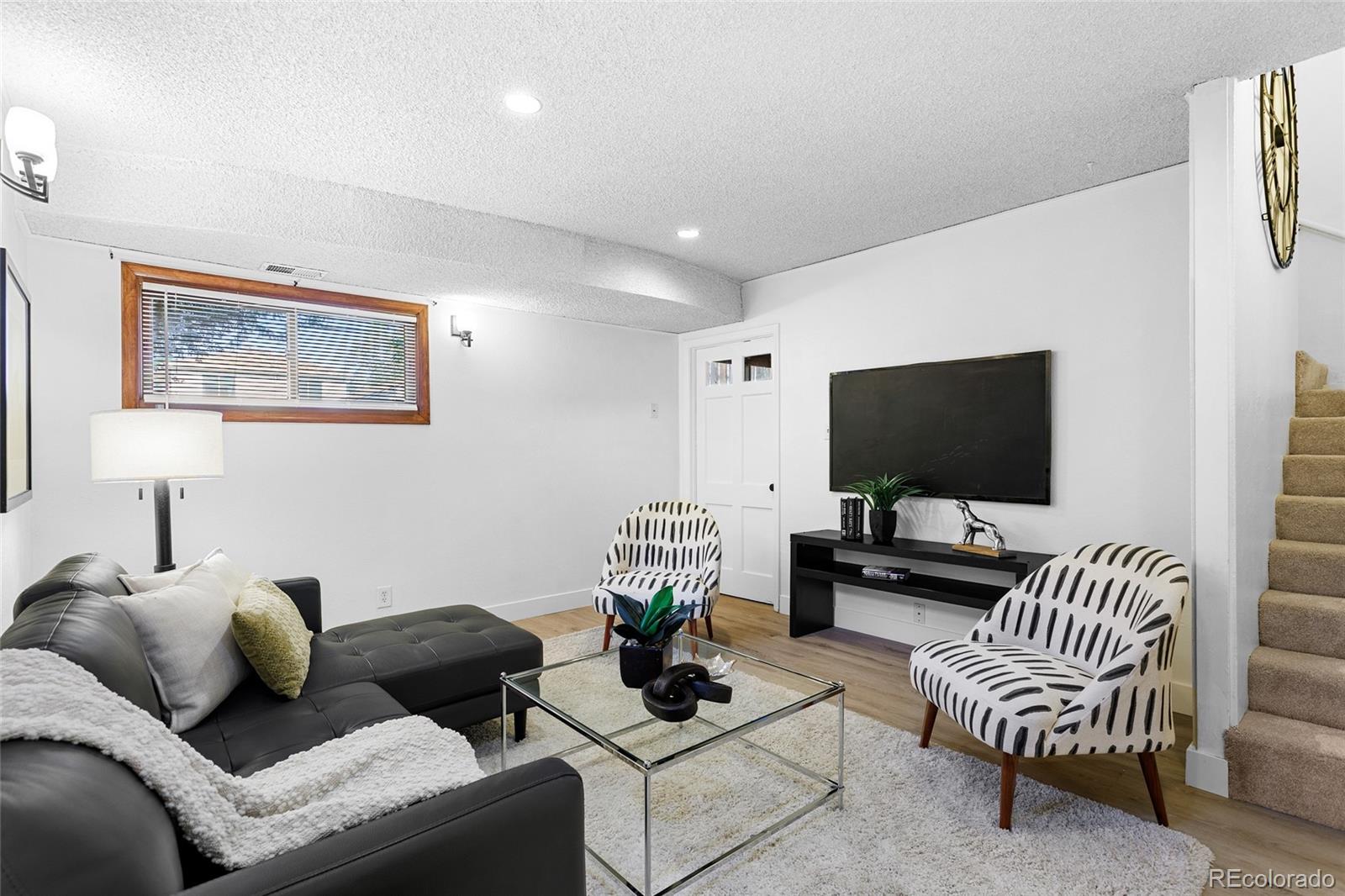 MLS Image #14 for 3412 s elm street,denver, Colorado