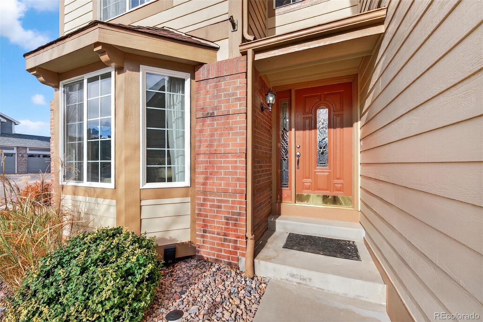 MLS Image #2 for 10099  silvercliff lane,littleton, Colorado