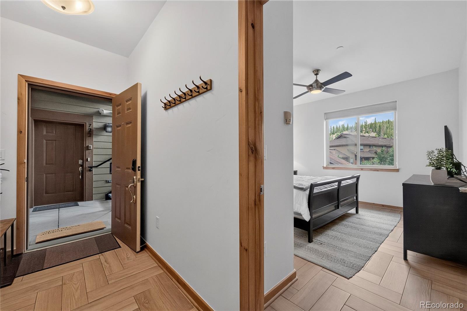 MLS Image #5 for 701  trailhead circle,winter park, Colorado