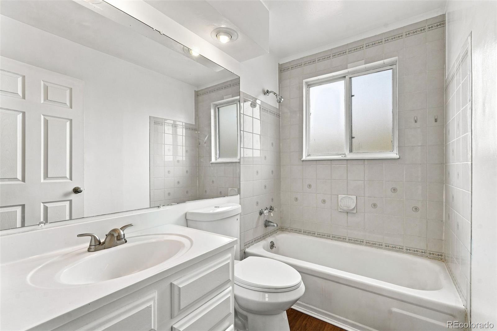 MLS Image #10 for 17958 e oxford drive,aurora, Colorado