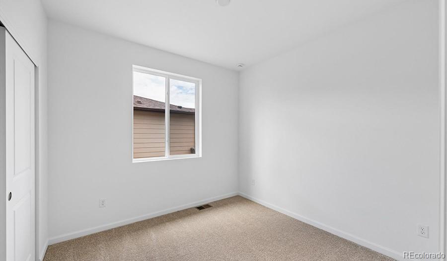 MLS Image #14 for 21391 e 67th avenue,aurora, Colorado