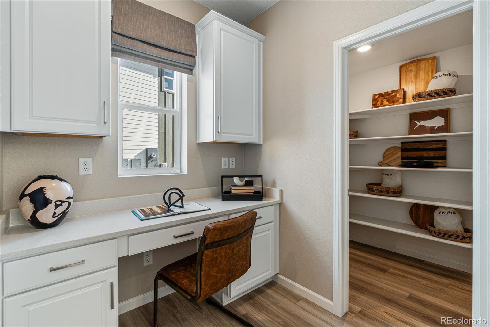MLS Image #14 for 16958 w 92nd drive,arvada, Colorado