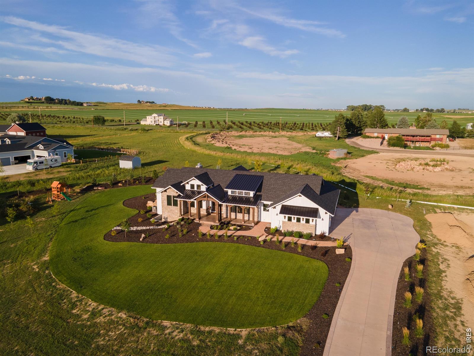 MLS Image #1 for 35168  hillhouse lane,windsor, Colorado