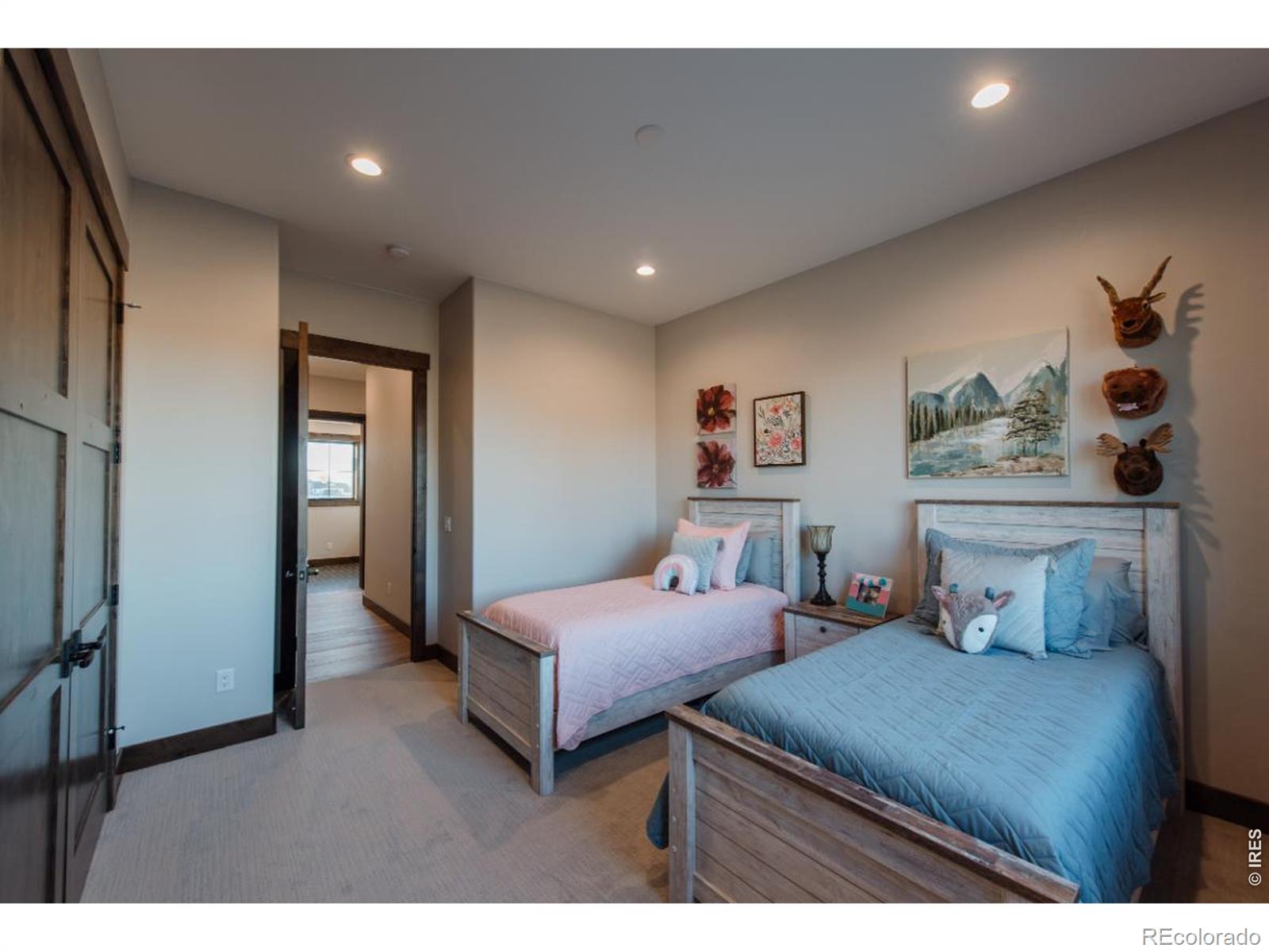 MLS Image #18 for 35168  hillhouse lane,windsor, Colorado