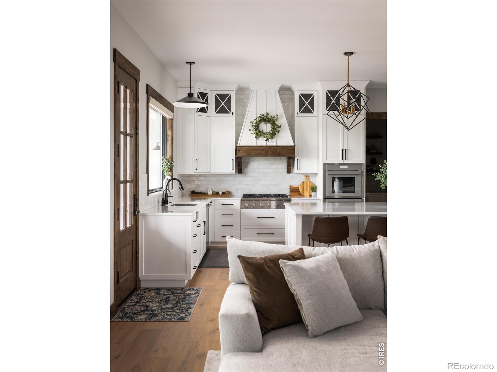 MLS Image #7 for 35168  hillhouse lane,windsor, Colorado