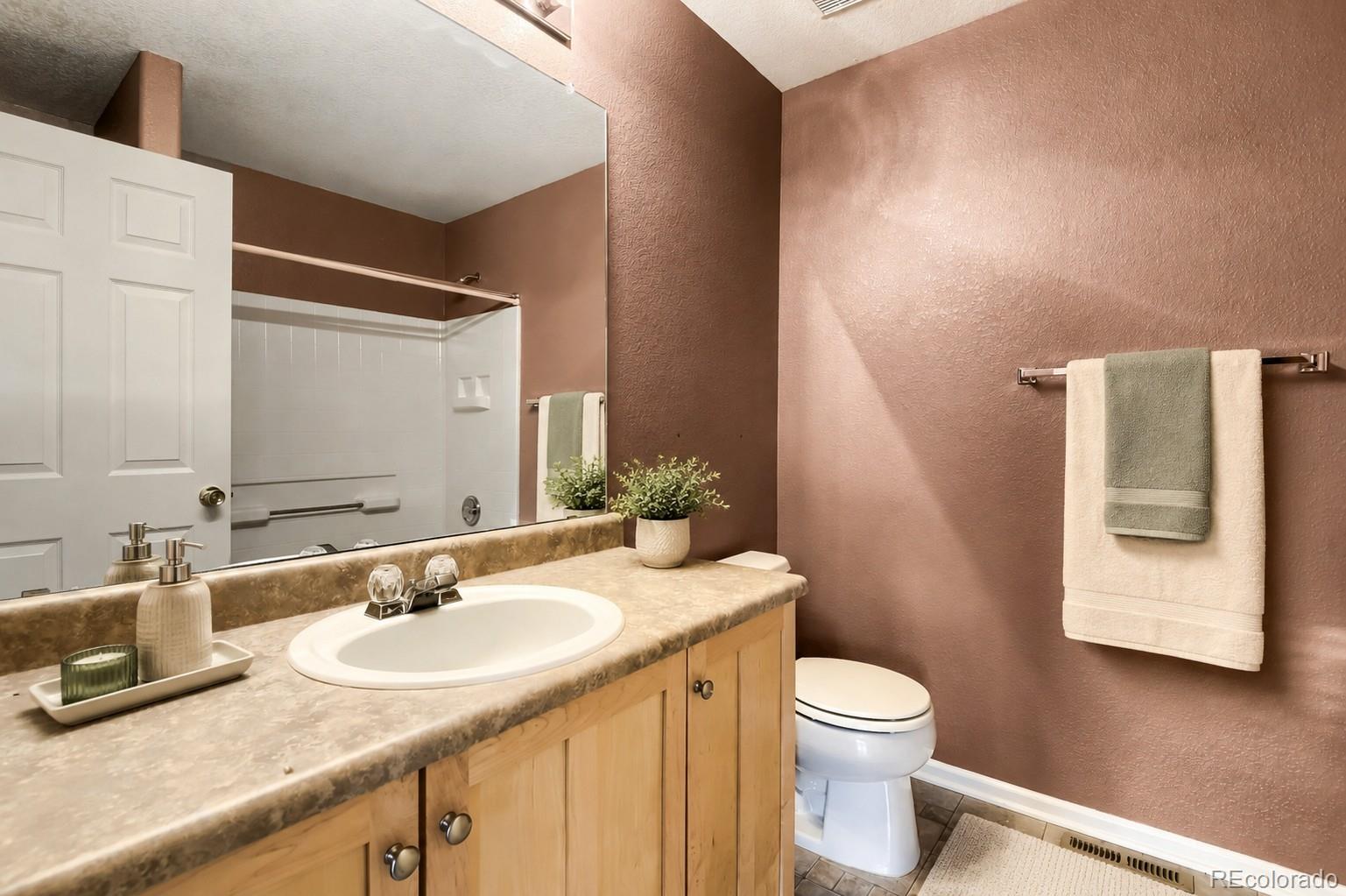 MLS Image #20 for 5062  perth street,denver, Colorado
