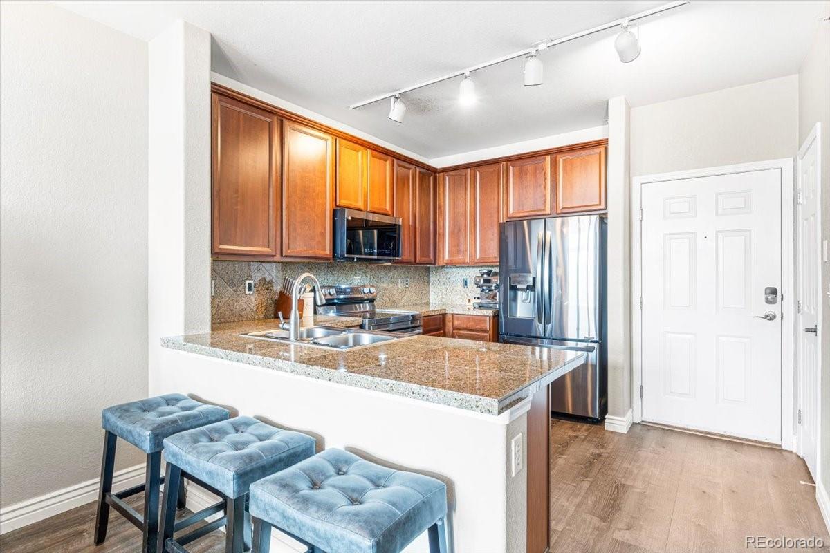 MLS Image #8 for 8489  canyon rim circle,englewood, Colorado