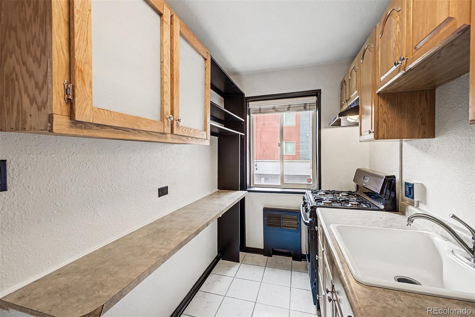 MLS Image #10 for 1101  bellaire street,denver, Colorado
