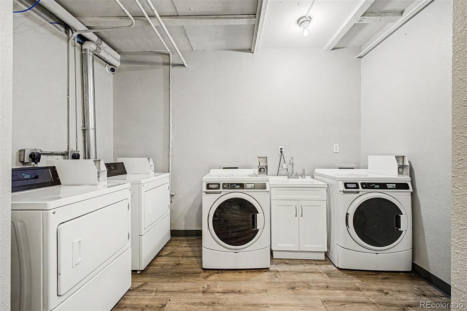 MLS Image #16 for 1101  bellaire street,denver, Colorado