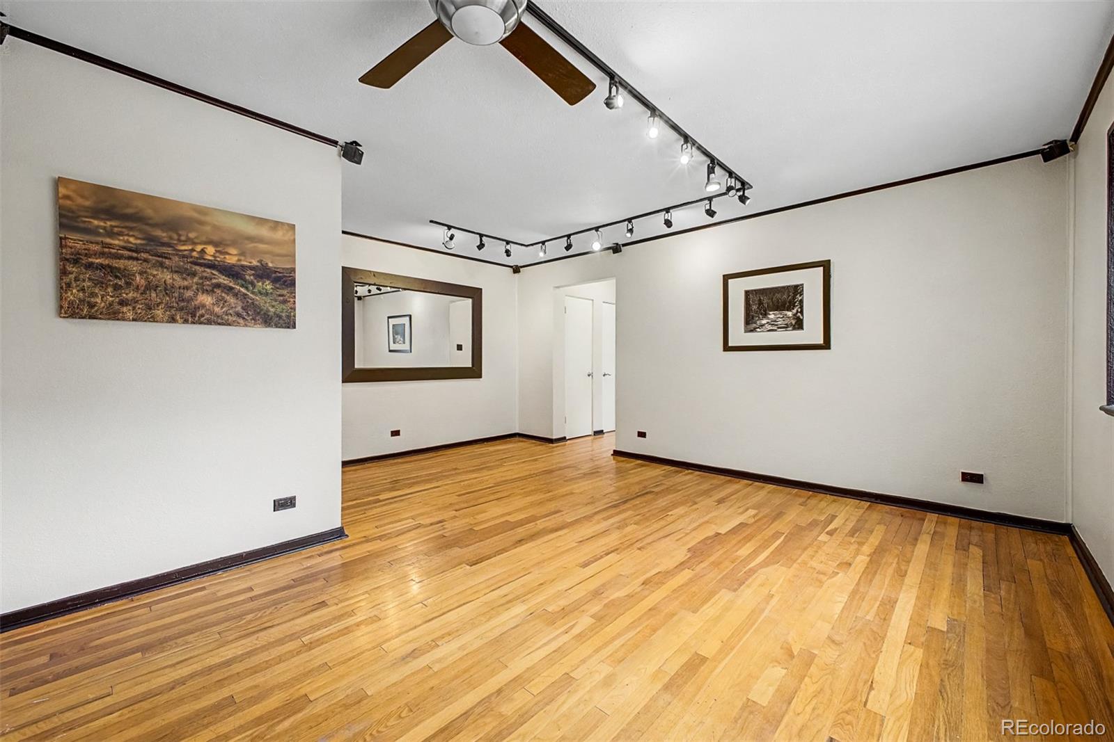 MLS Image #4 for 1101  bellaire street,denver, Colorado