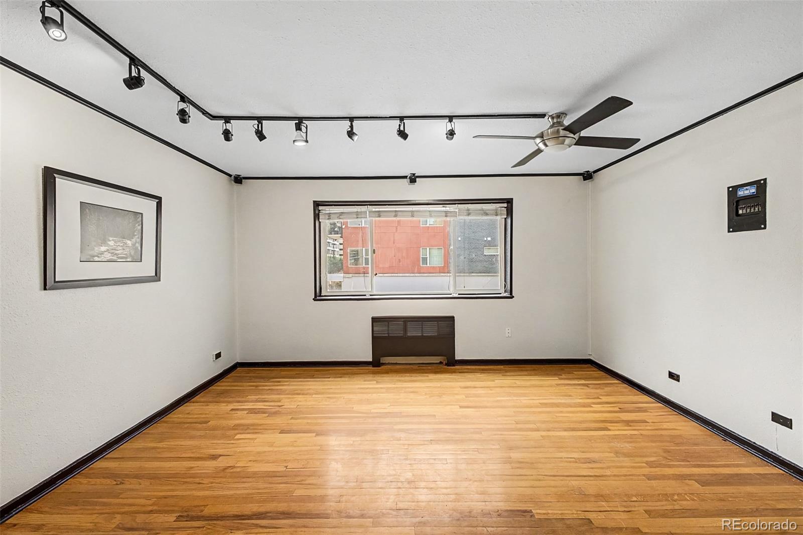 MLS Image #6 for 1101  bellaire street,denver, Colorado