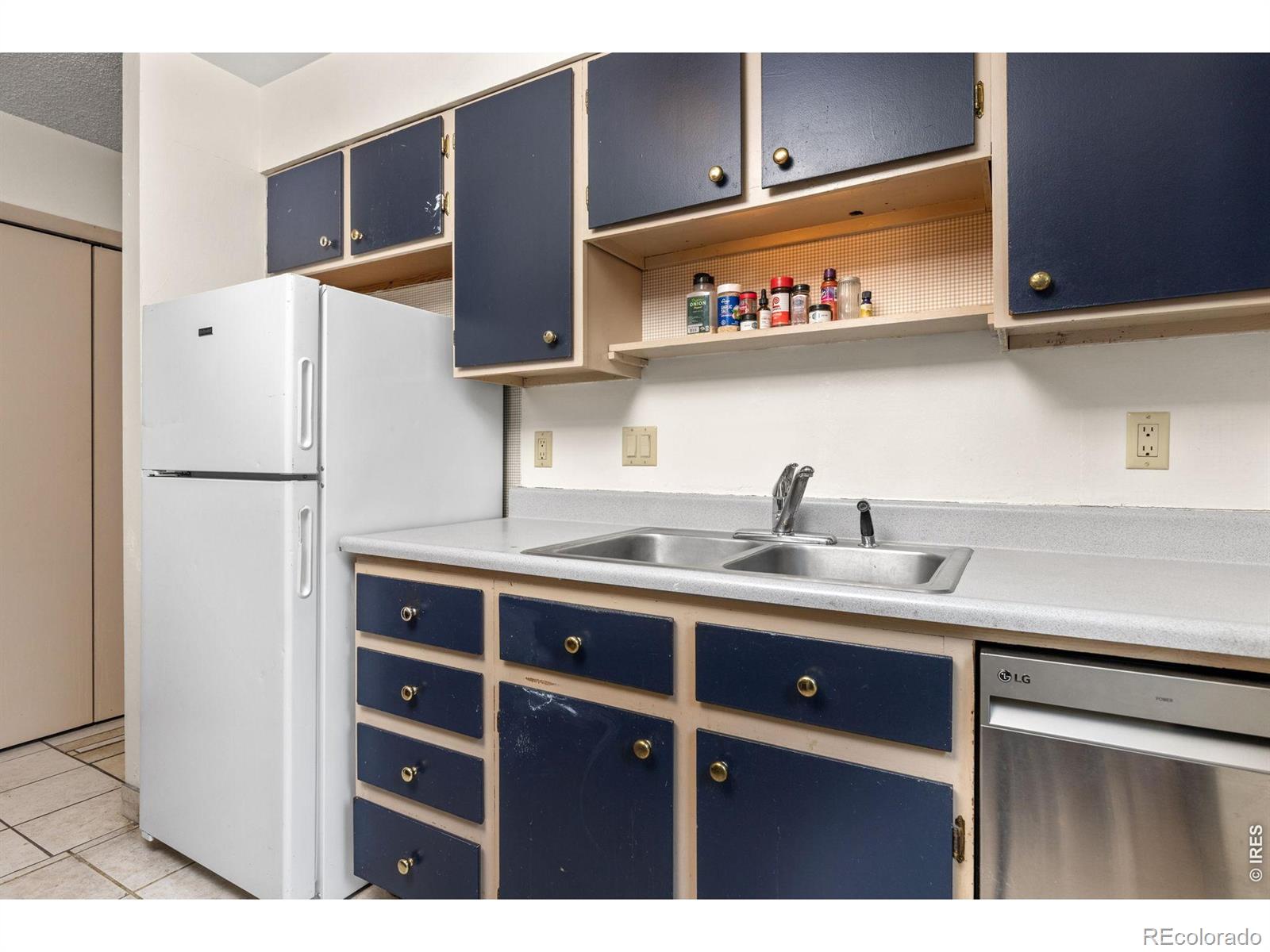 MLS Image #6 for 618  joanne street,fort collins, Colorado