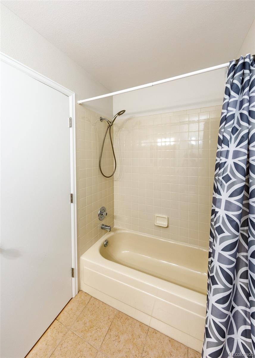 MLS Image #34 for 16  sutherland court,highlands ranch, Colorado