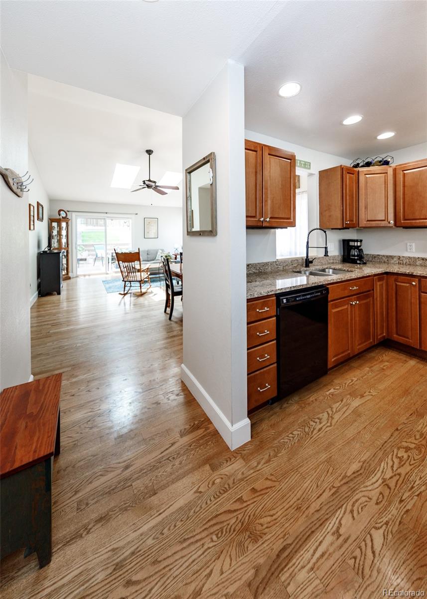 MLS Image #5 for 16  sutherland court,highlands ranch, Colorado