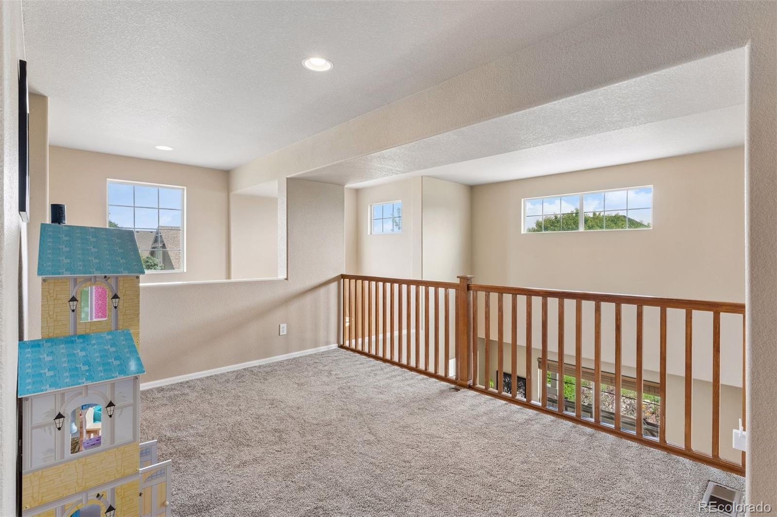 MLS Image #15 for 11095  river oaks lane,henderson, Colorado