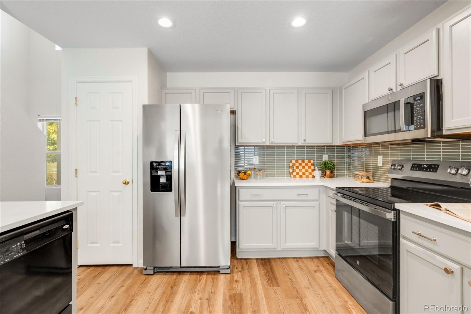 MLS Image #6 for 18916 e 57th place,denver, Colorado