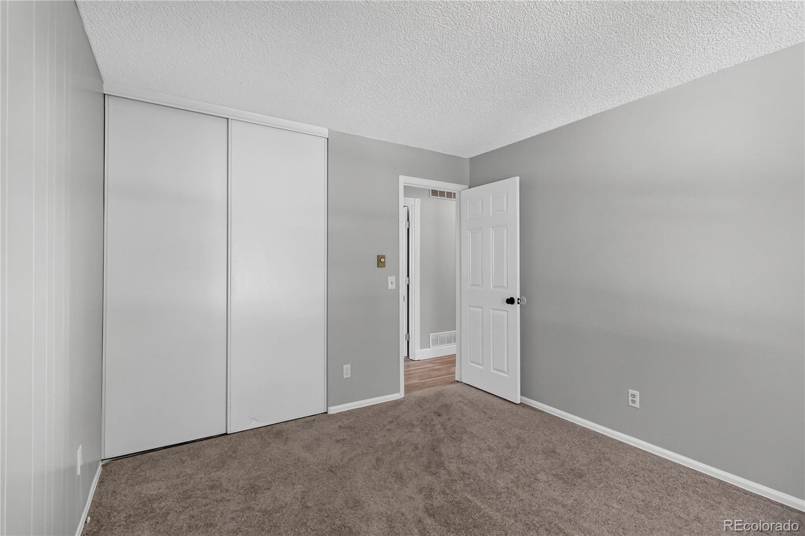 MLS Image #26 for 2005 s ivory way,aurora, Colorado